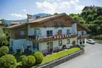 greger_haus_sommer_aussen